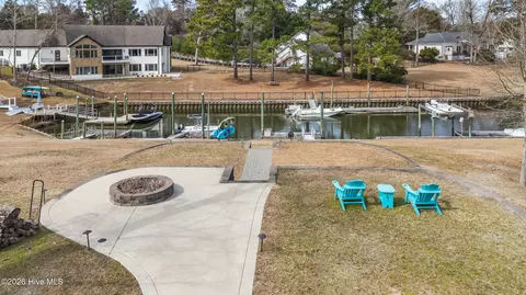 Exterior - 102 Olde Point Loop, Hampstead, NC 28443 photo 19 of 20