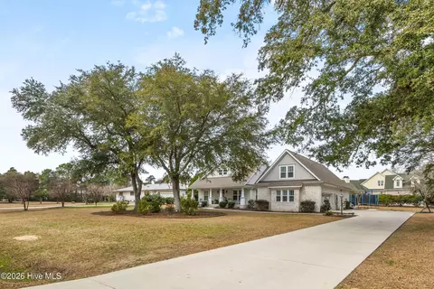 Exterior - 102 Olde Point Loop, Hampstead, NC 28443 photo 1 of 20