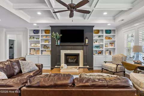 Living - 102 Olde Point Loop, Hampstead, NC 28443 photo 2 of 2