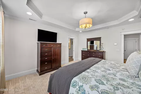Bedroom - 102 Olde Point Loop, Hampstead, NC 28443 photo 5 of 9