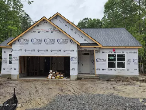 2986 Tucker Hill Dr, Grimesland, NC 27837