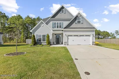 880 Stormy Gale Ln, Sneads Ferry, NC 28460