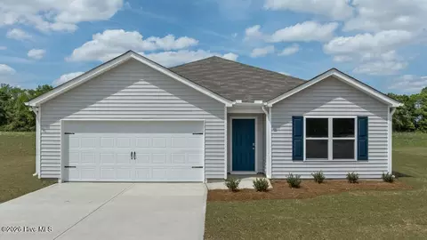 110 Claude St, La Grange, NC 28551