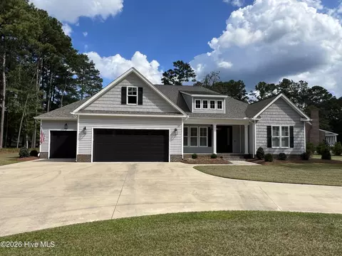 20 Santee Dr, Chocowinity, NC 27817
