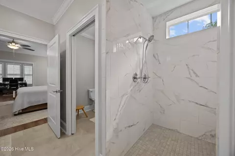 Bath - 20 Santee Dr, Chocowinity, NC 27817 photo 2 of 3