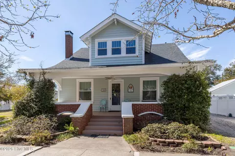 708 Ann St, Beaufort, NC 28516