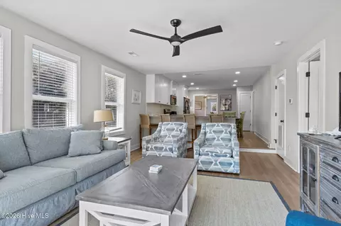 102 Fairfax Rd, Emerald Isle, NC 28594
