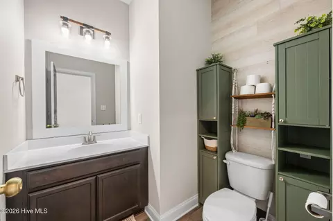 Bath - 3013 Sharpnose St, New Bern, NC 28562 photo 1 of 5