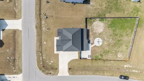 View/Area - 3013 Sharpnose St, New Bern, NC 28562 photo 1 of 8