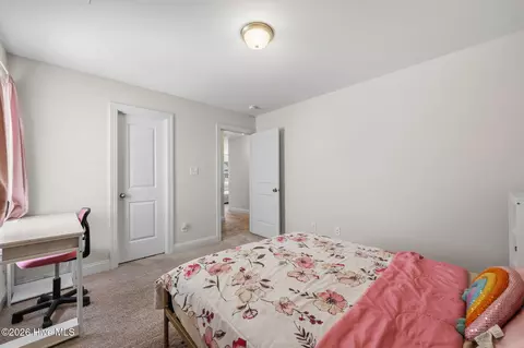 Bedroom - 3013 Sharpnose St, New Bern, NC 28562 photo 9 of 10
