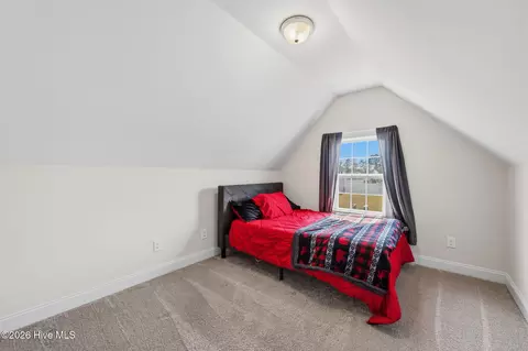 Bedroom - 3013 Sharpnose St, New Bern, NC 28562 photo 5 of 10