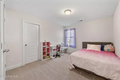 Bedroom - 3013 Sharpnose St, New Bern, NC 28562 photo 6 of 10