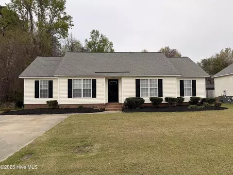 367 Branchwood Dr, Winterville, NC 28590