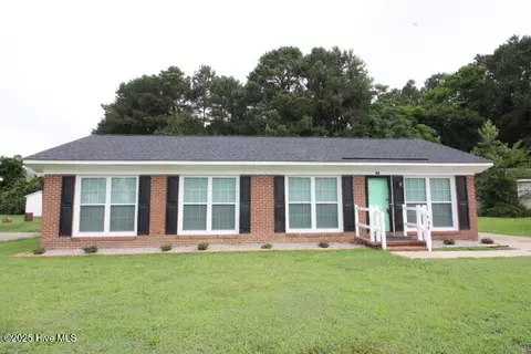 121 Walter Dr, Battleboro, NC 27809