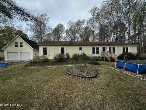 209 Old Ironsides Rd, Newport, NC 28570