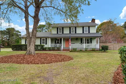 354 R L Honeycutt Dr, Wilmington, NC 28412