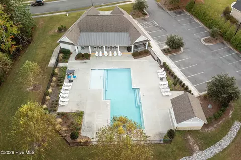 Exterior - 43 Westminster Way, Hampstead, NC 28443 photo 2 of 7
