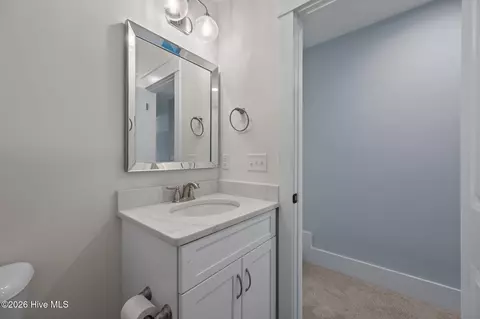Bath - 43 Westminster Way, Hampstead, NC 28443 photo 2 of 7