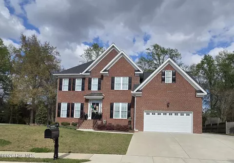 3709 Cancion St, Greenville, NC 27858