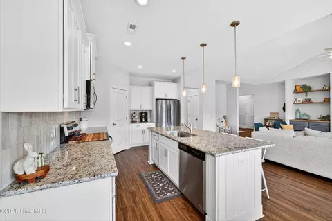 Kitchen - 42 E Maritt St, Hampstead, NC 28443 photo 3 of 3