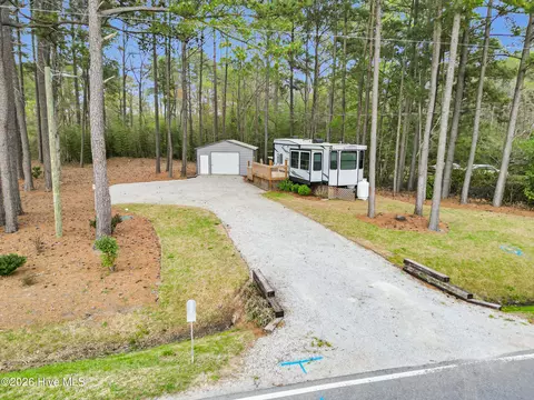 1872 Lynchs Beach Loop Rd, Bayboro, NC 28515