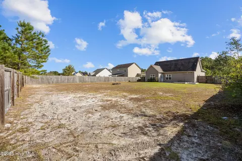 Exterior - 257 E Ivybridge Dr, Hubert, NC 28539 photo 9 of 9