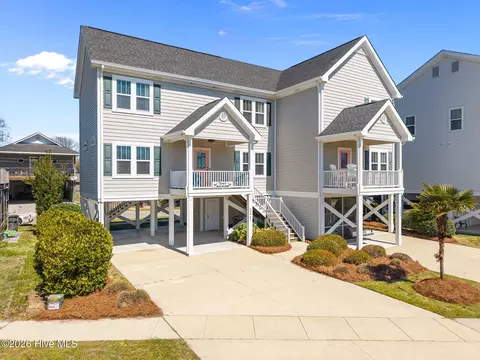 310 Harper Ave #3B, Carolina Beach, NC 28428