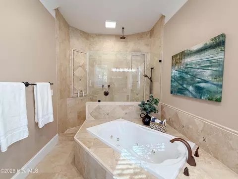 Bath - 820 Grandview Dr, Hampstead, NC 28443 photo 12 of 13