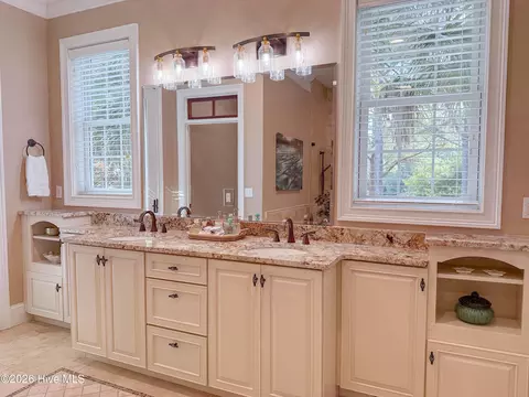 Bath - 820 Grandview Dr, Hampstead, NC 28443 photo 2 of 13