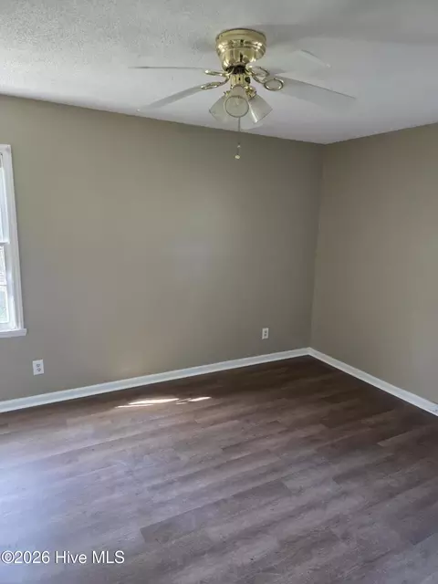 Bedroom - 802 Eagle Rd, Kinston, NC 28501 photo 4 of 4