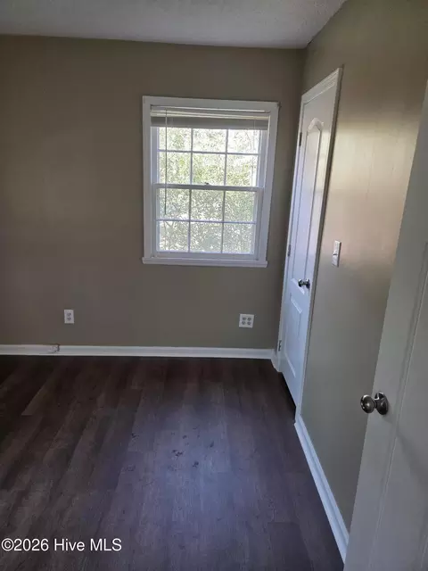 Bedroom - 802 Eagle Rd, Kinston, NC 28501 photo 3 of 4