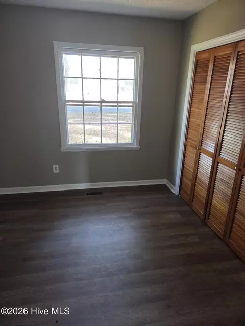 Bedroom - 802 Eagle Rd, Kinston, NC 28501 photo 2 of 4