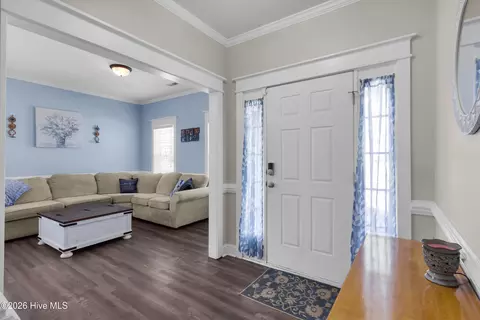 Entry Way - 210 Dorovan Ct, Hubert, NC 28539 photo 1 of 4