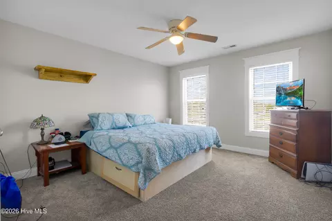 Bedroom - 210 Dorovan Ct, Hubert, NC 28539 photo 2 of 4