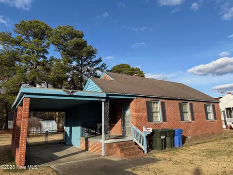 1102 Delano Ave SW, Wilson, NC 27893
