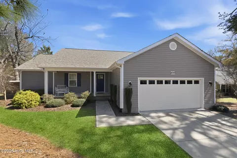 4285 Murdocksville Rd, West End, NC 27376