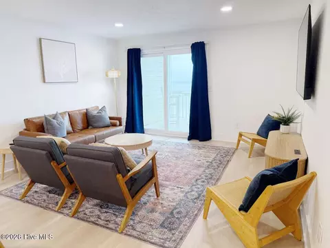 2120 Surfrider Ct, Kure Beach, NC 28449