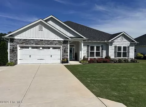 208 Spring Forest Dr, Goldsboro, NC 27534