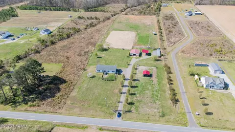 414 N Gregory Rd, Shawboro, NC 27973