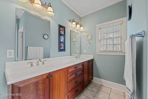 Bath - 208 Easterly Dr, New Bern, NC 28560 photo 1 of 6