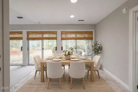 Dining - 202 Fairway Dr, Hampstead, NC 28443 photo 1 of 1