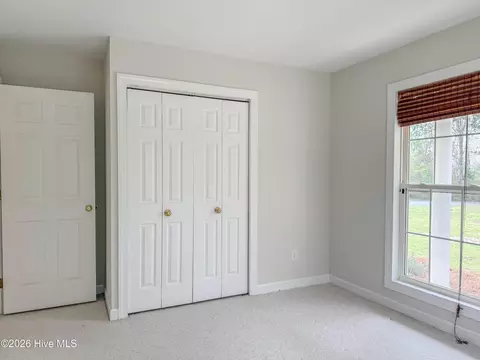 Bedroom - 202 Fairway Dr, Hampstead, NC 28443 photo 12 of 13
