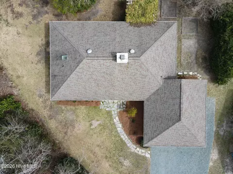 View/Area - 202 Fairway Dr, Hampstead, NC 28443 photo 2 of 9
