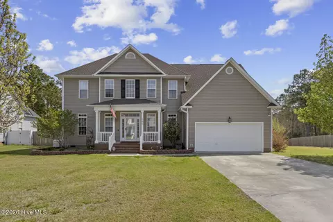 209 Middle Ridge Dr, Hubert, NC 28539