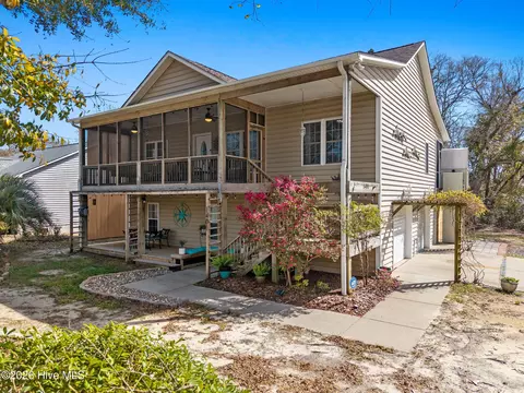 1401 E Oak Island Dr, Oak Island, NC 28465