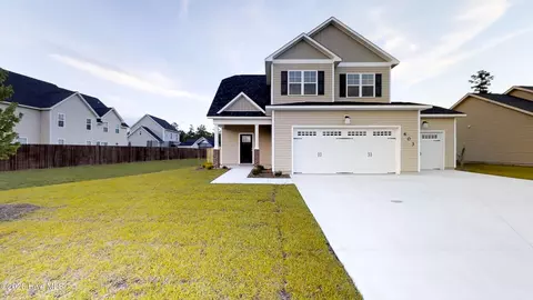 828 Hidden Bridge Rd, Jacksonville, NC 28546