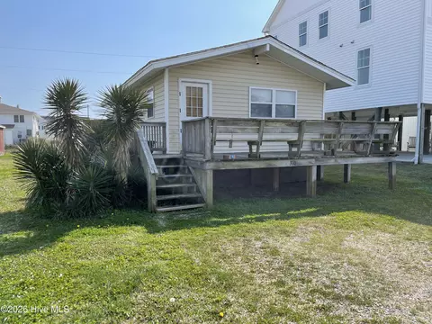 310 E Terminal Blvd, Atlantic Beach, NC 28512
