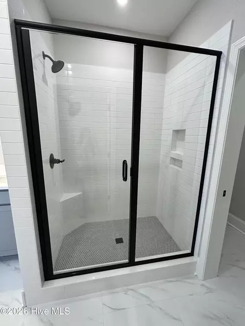 Bath - 3120 Gresham Pl, Leland, NC 28451 photo 2 of 3