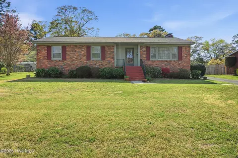 104 Mcdonald Dr, Rockingham, NC 28379