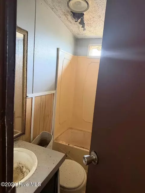 1132 E Park Rd, Williamston, NC 27892 photo 8